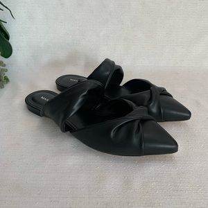 NWOT Marc Fisher Satera Black Faux Leather Slip On Mules Woman’s 7M